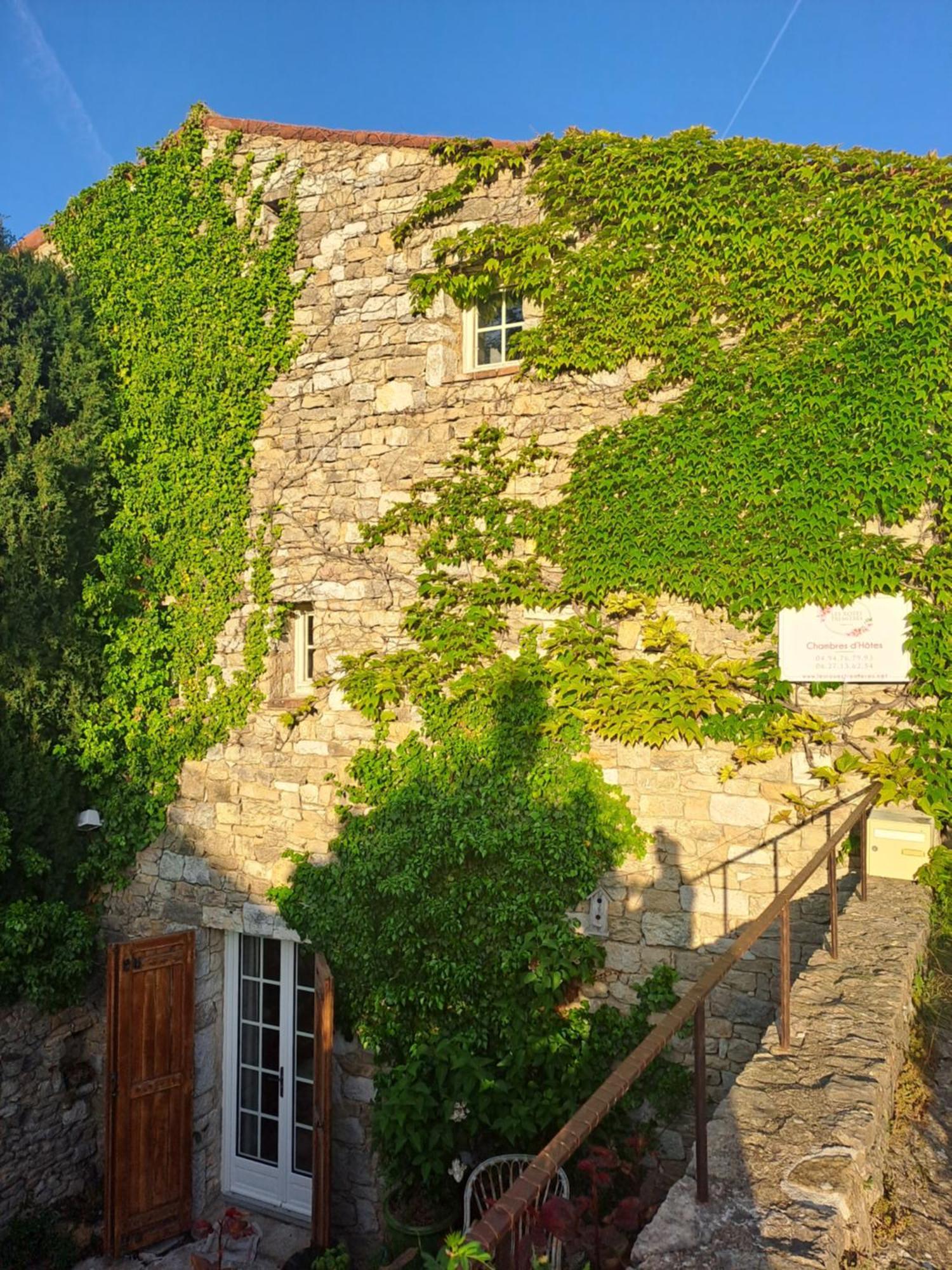 Les Roses Tremieres Bed & Breakfast Bargeme Luaran gambar